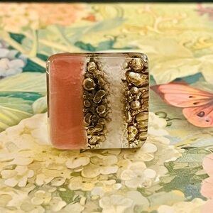 NWOT-  Ten Thousand Villages Julieta Square Glass Ring